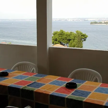 Zdenko-3 By Interhome Kali