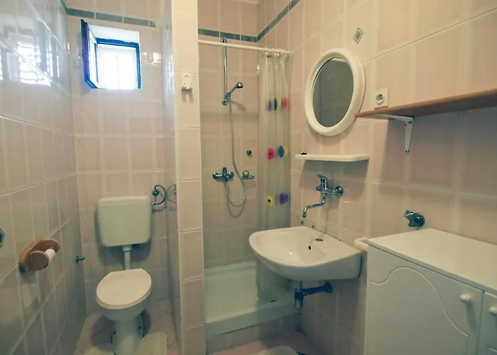 Zdenko-3 By Interhome * Kali